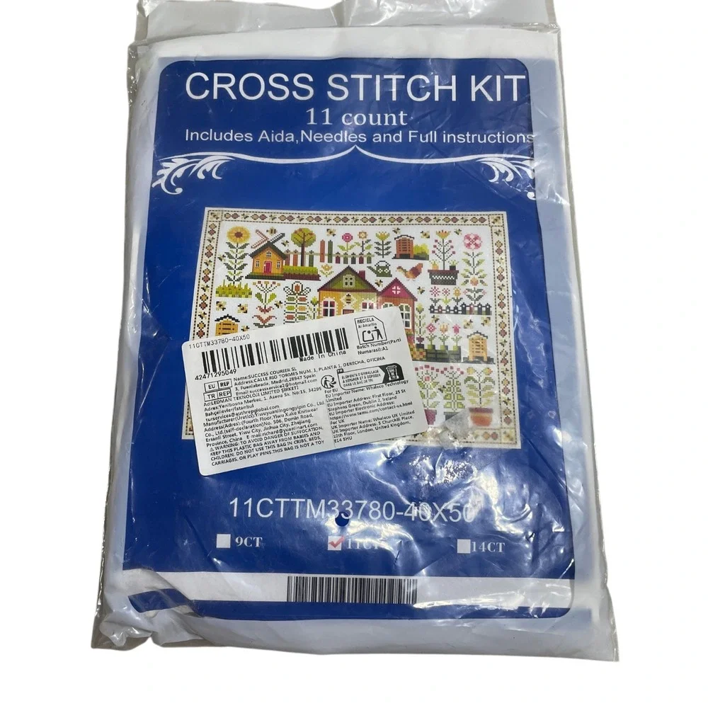 Cross Stitch Kit 11 Count Approx 16 x20 Cottage Village Scene